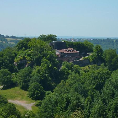 Gasthaus Zum Schloss Lemberg Luaran gambar